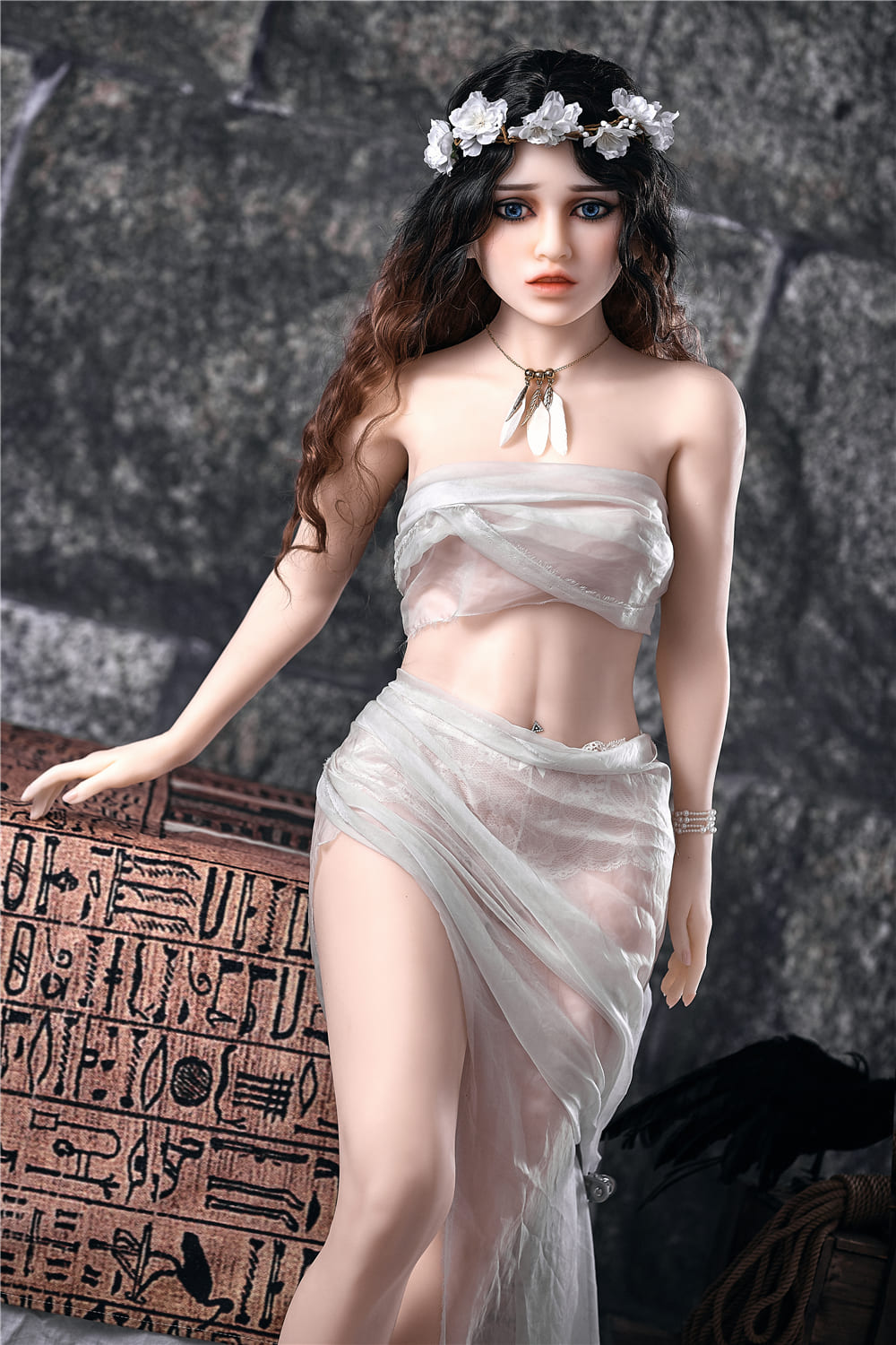 Секс-лялька Anaisha фото 11 - SexDolls.com.ua Секс лялька Anaisha у прозорому костюмі та у вінку