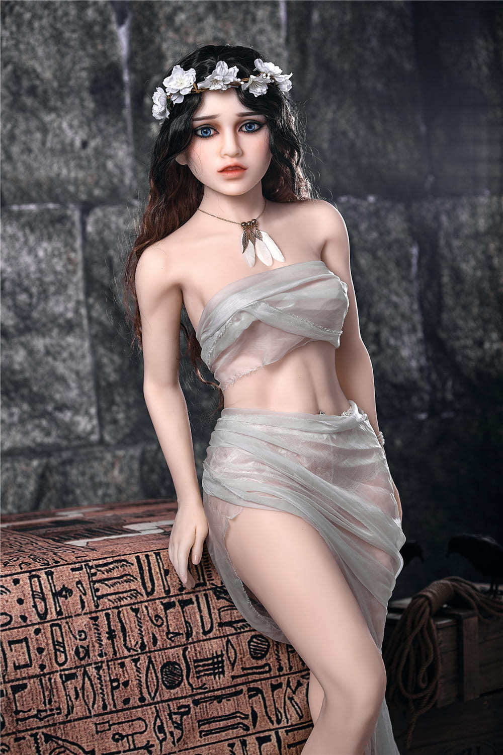 Секс-лялька Anaisha фото 5 - SexDolls.com.ua Секс лялька Anaisha у прозорому костюмі дивиться прямо