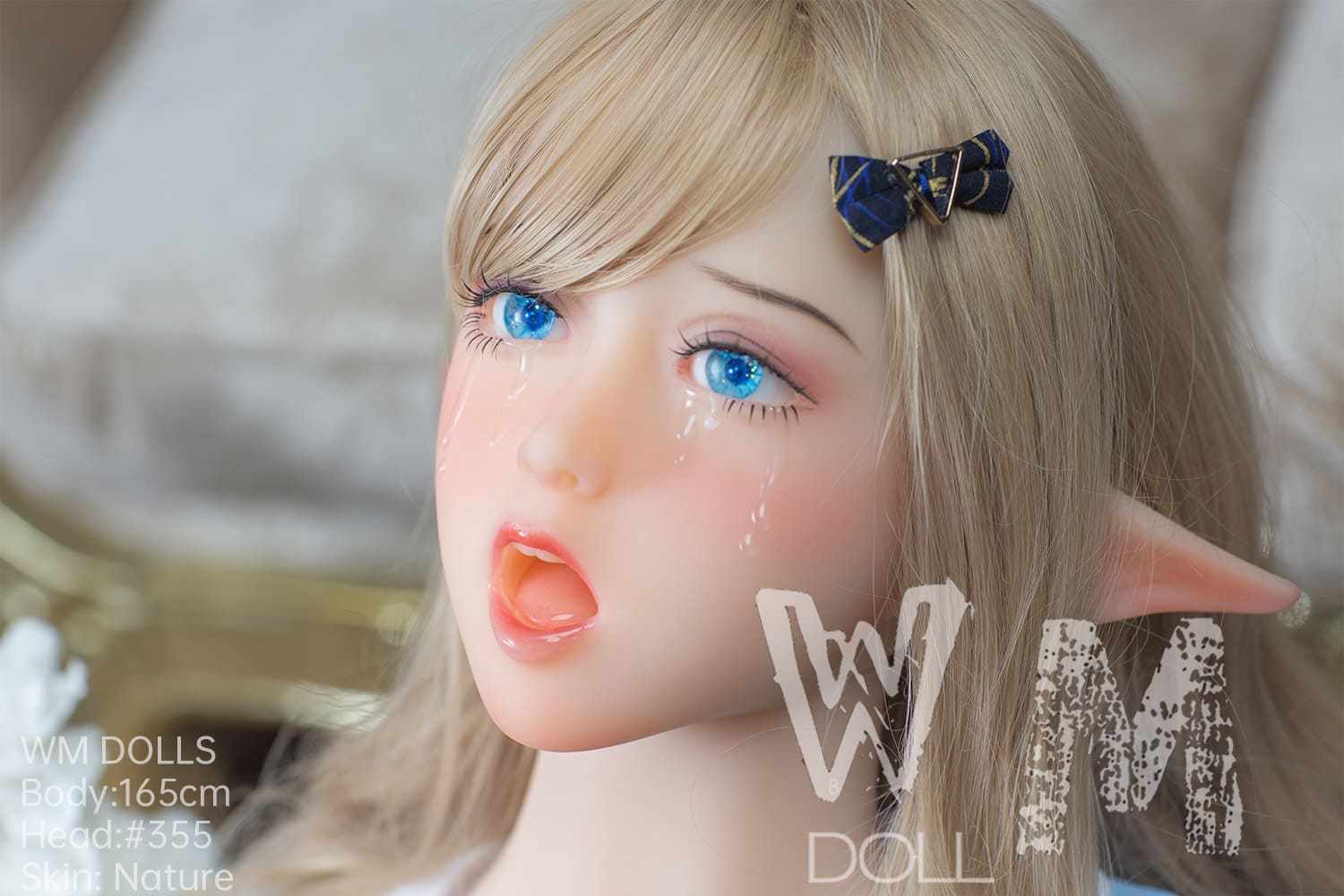 Секс-лялька Anorsel фото 11 - SexDolls.com.ua Секс лялька ельф Anorsel сидить з відкритим ротом