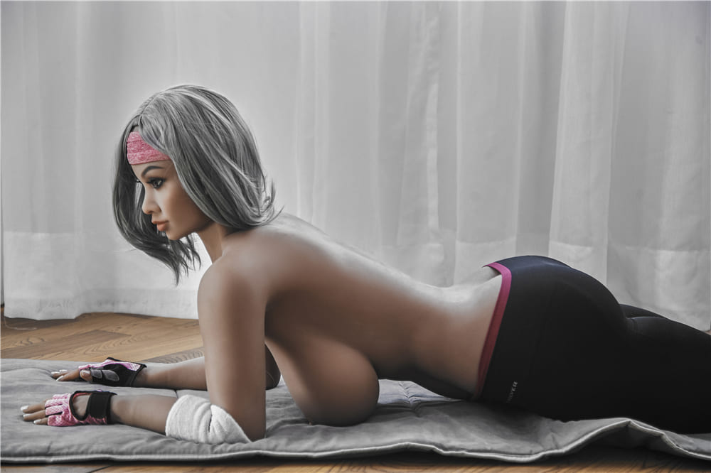 Секс-лялька Lillian фото 11 - SexDolls.com.ua Секс лялька Lillian з великими грудьми без бюстгальтера