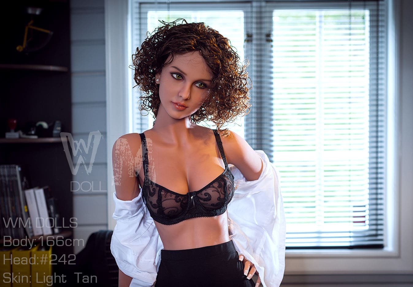Секс-лялька Sicilja фото 21 - SexDolls.com.ua Секс лялька Sicilja у чорному ліфчику