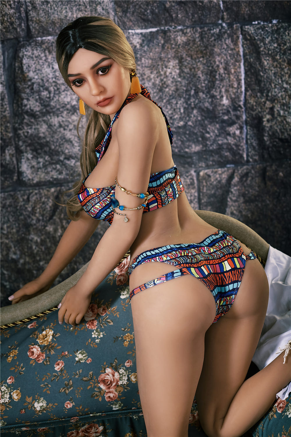 Секс-лялька Tifani фото 1 - SexDolls.com.ua Секс лялька Tifani у яскравому купальнику