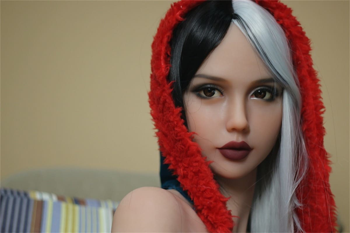 Жіночий торс WM фото 42 - SexDolls.com.ua Жіночий торс WM 42 з великими цицьками та чорно білим волоссям фото обличчя
