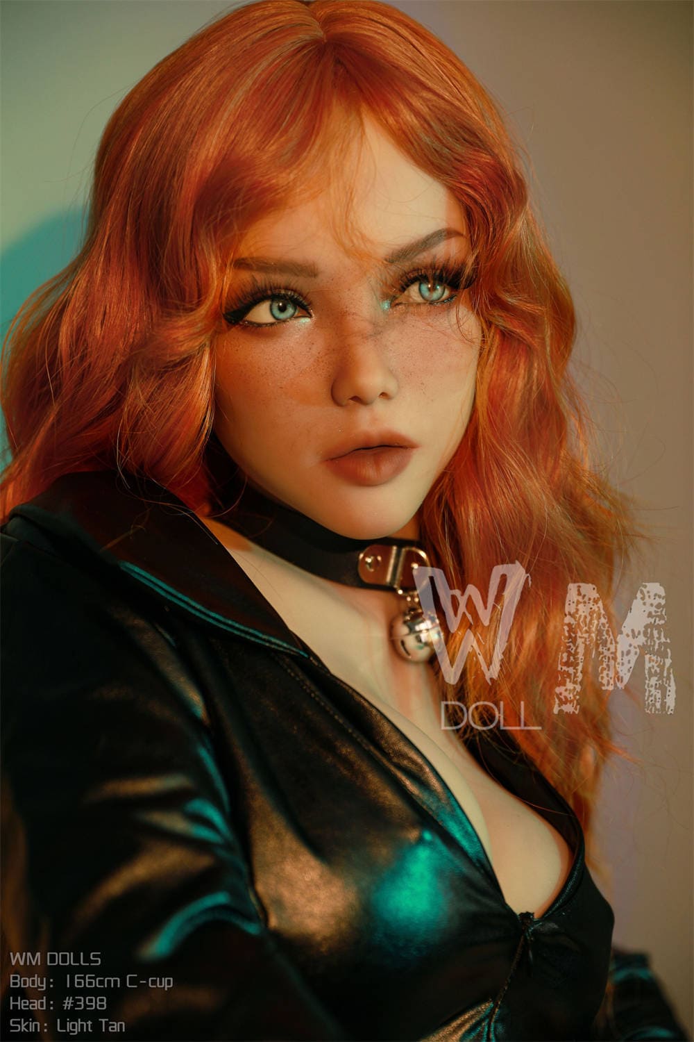 Секс-лялька Avis - фото 4 - SexDolls.com.ua Секс лялька Avis погляд у бік