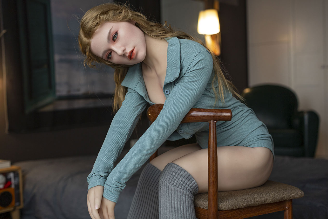emma17 - SexDolls.com.ua Секс кукла Emma в комнате