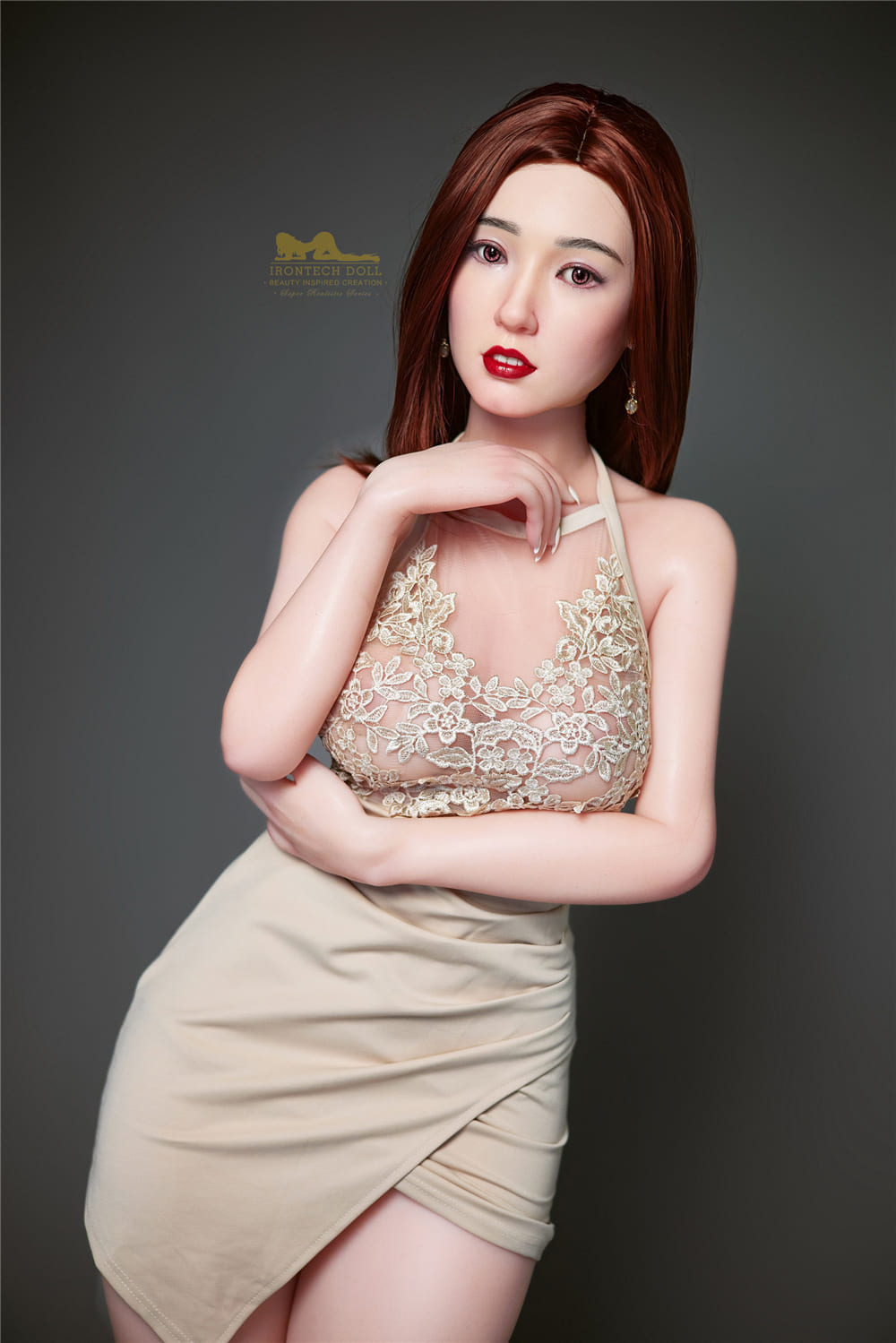 Секс-лялька Willow фото 33 - SexDolls.com.ua Реалістична секс лялька Willow стоїть
