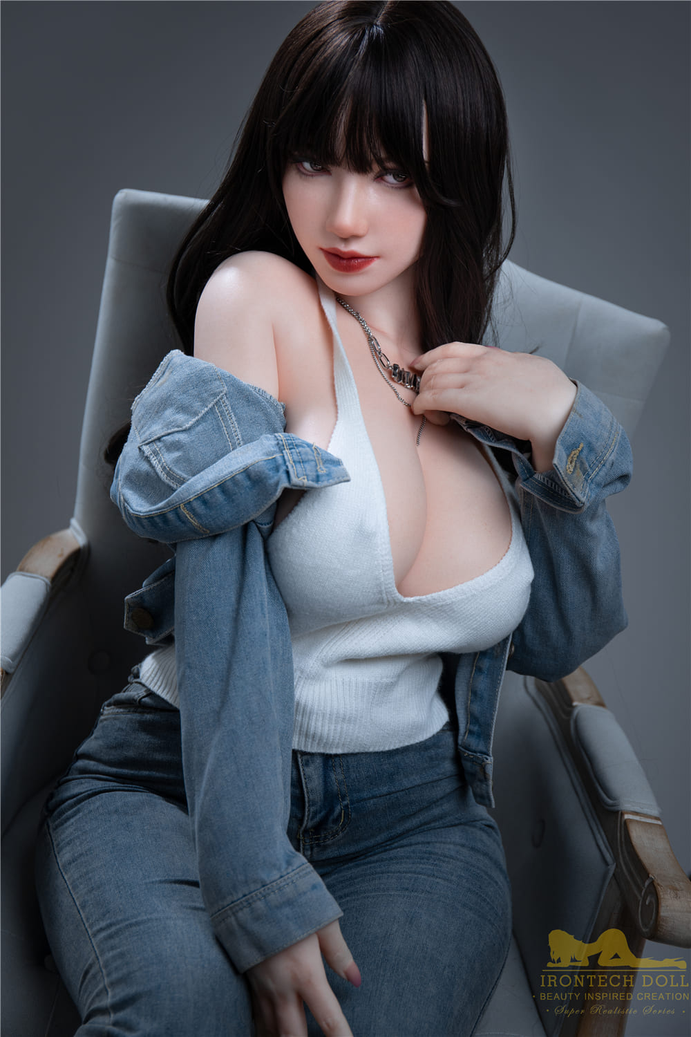 Секс-лялька Kisha фото 4 - SexDolls.com.ua Секс лялька Kisha дивиться убік