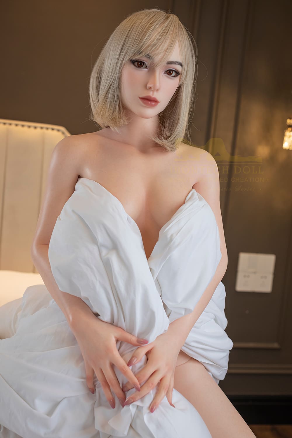 Секс-лялька Gia фото 20 - SexDolls.com.ua Секс лялька Gia у спальні