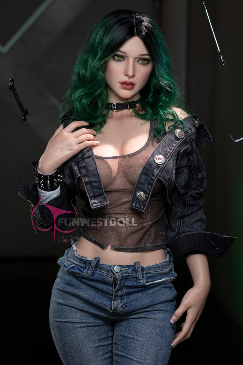 Секс-лялька Aleksa фото 15 - SexDolls.com.ua Секс лялька Aleksa у куртці