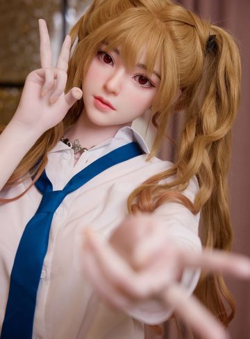 Секс-лялька Asuka з русявим волоссям