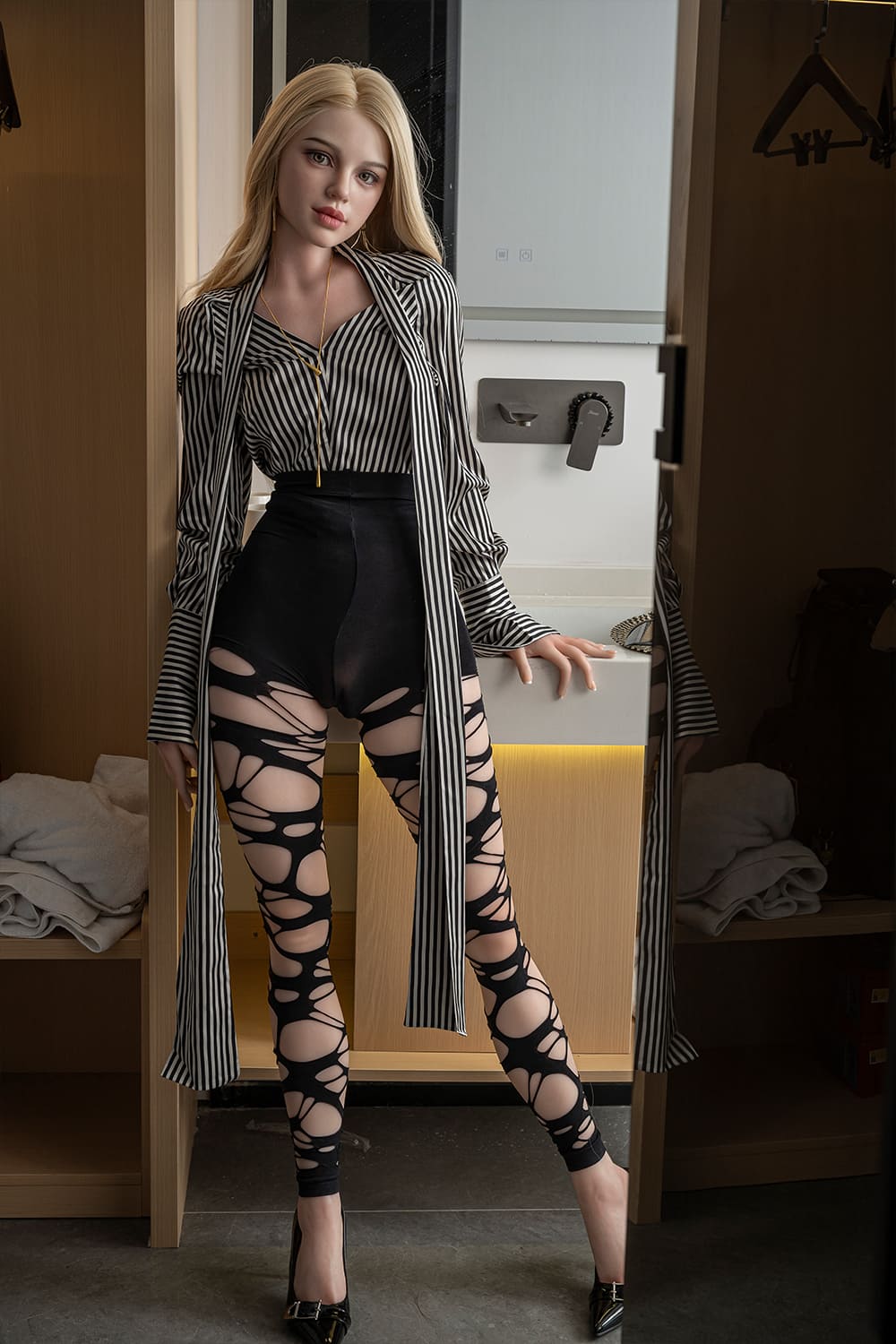 Секс-лялька Elara фото 34 - SexDolls.com.ua Секс лялька Elara фото на повний зріст