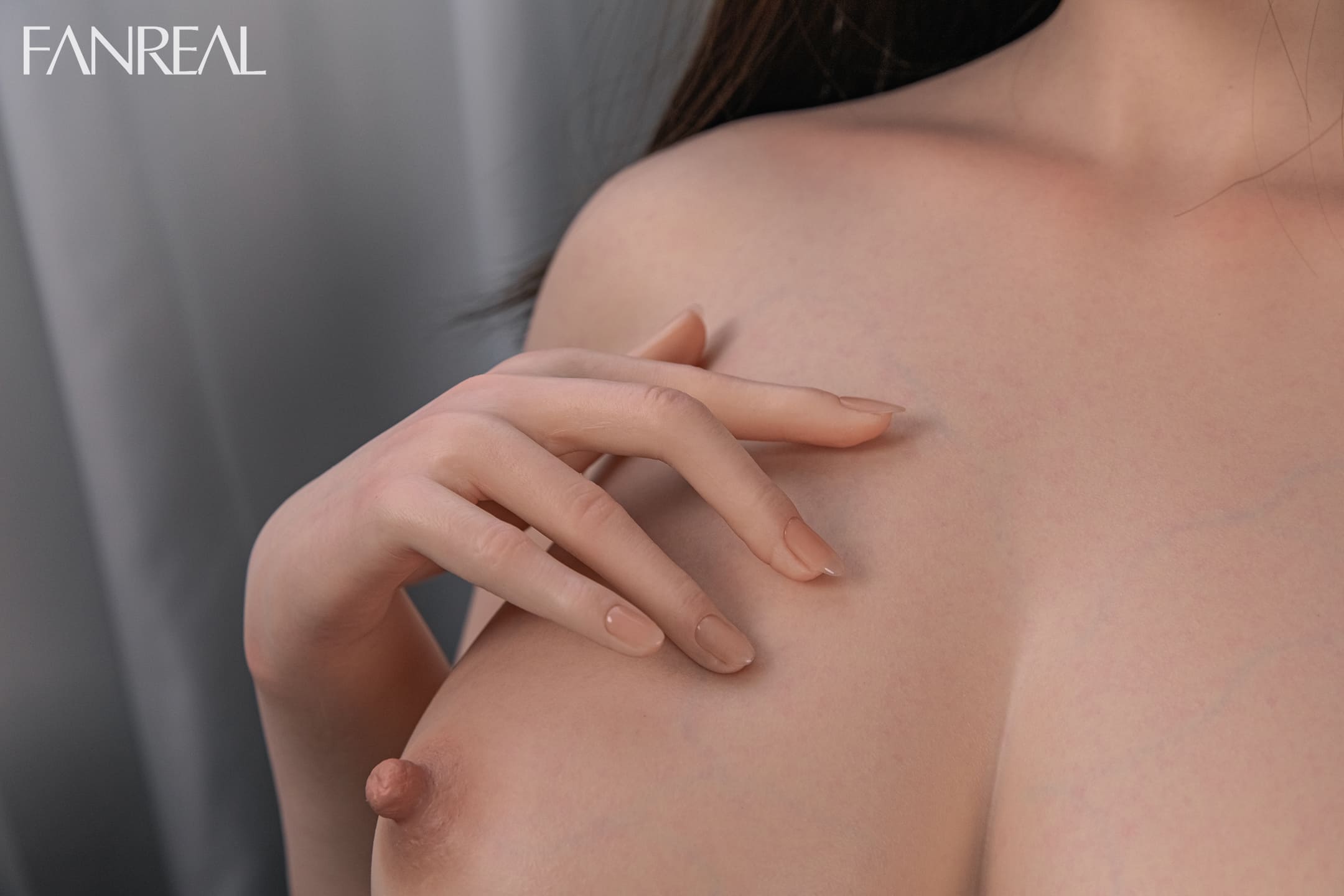 Торс секс-ляльки з головою Hue фото08 - SexDolls.com.ua Торс секс ляльки з головою Hue фото руки