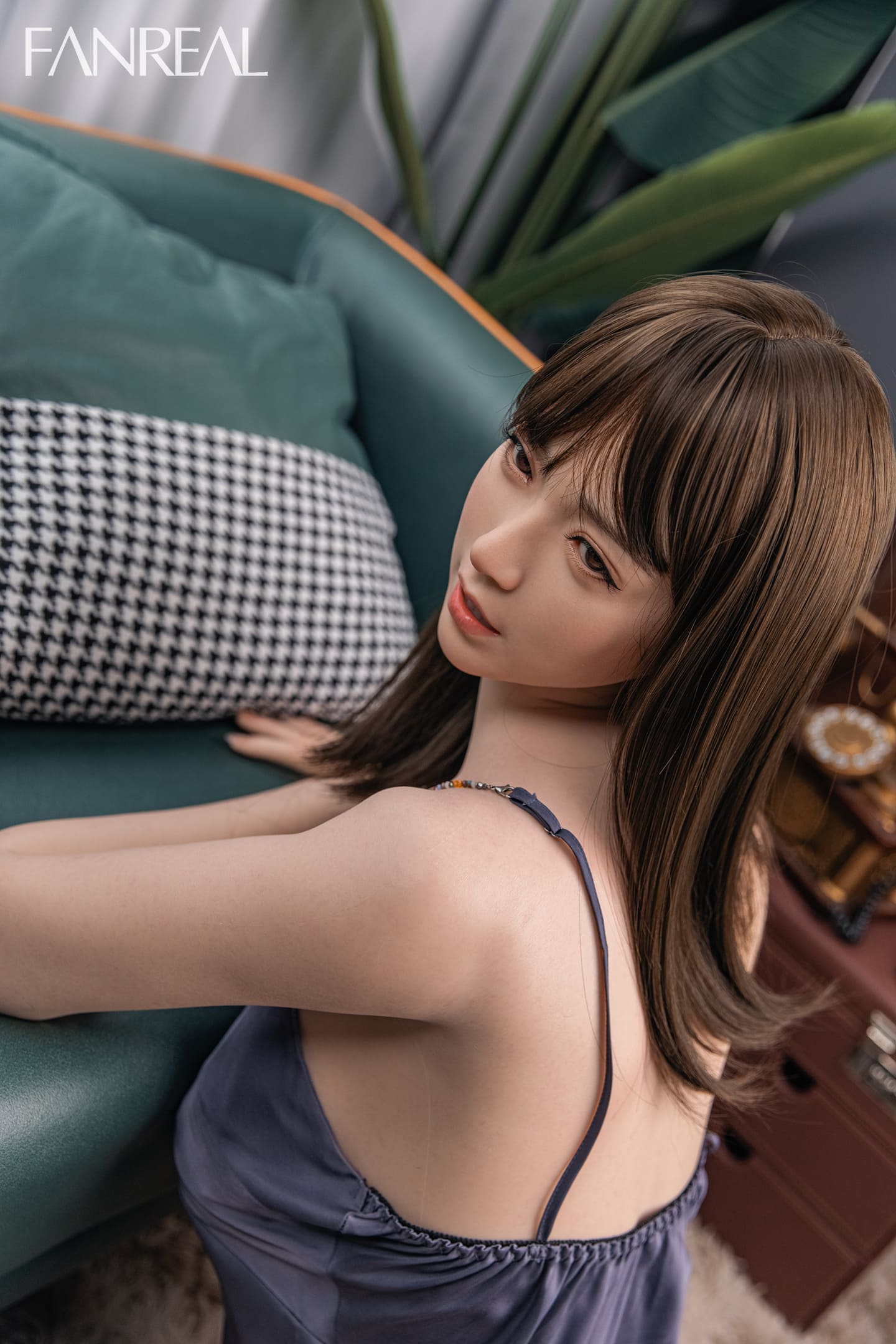 Торс секс-ляльки з головою Hue фото16 - SexDolls.com.ua Торс секс ляльки з головою Hue шатенка