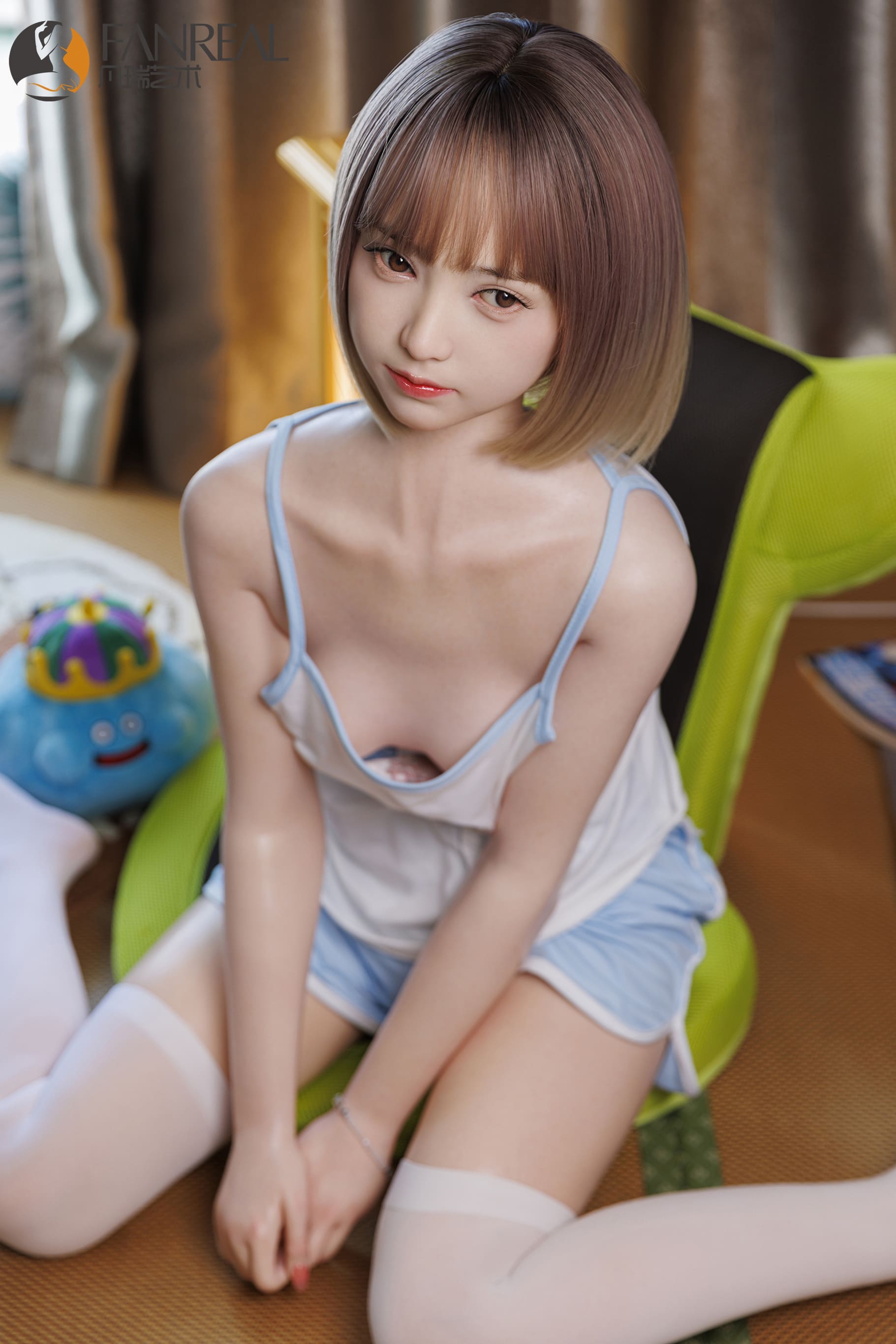 Секс-лялька Kiyomi фото 09 - SexDolls.com.ua Секс лялька Kiyomi дивиться убік