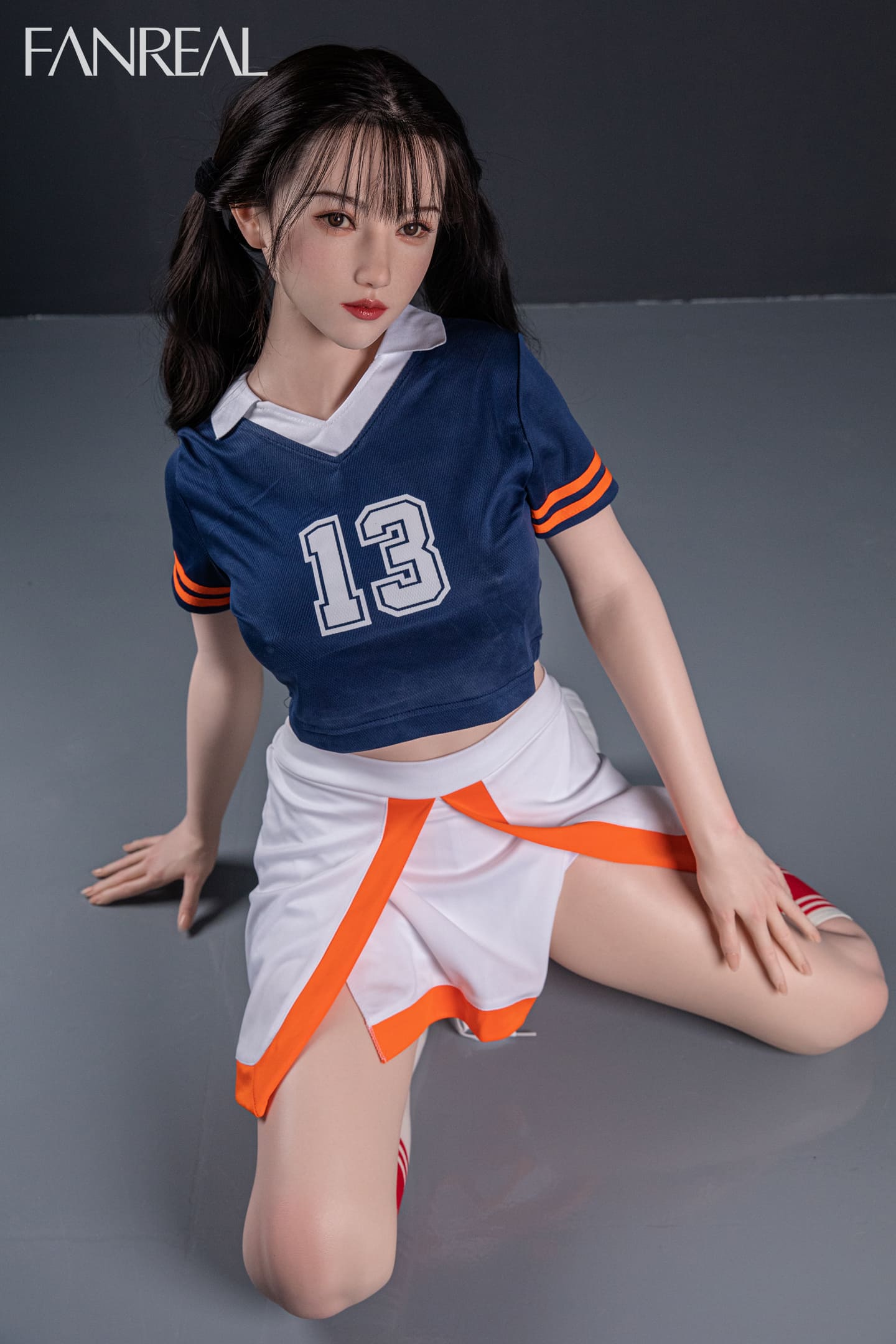 Секс-лялька Haruka фото 04 - SexDolls.com.ua Секс лялька Haruka на підлозі