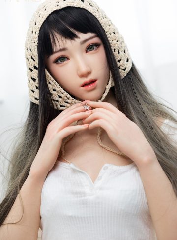 Секс-лялька Jiya у в'язаній шапочці